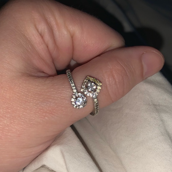 NEW NATURAL WHITE SAPPHIRE 925 STAMPED SILVER RING SIZE 8 ONLY - Picture 5 of 5